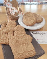 Speculaas - cinnamon and spice biscuit